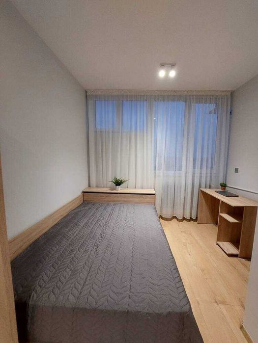 Дава се под наем Тристаен апартамент в София, Лозенец - 82 кв.м за 648.21 € - Снимка #3