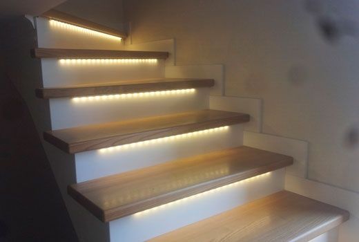 Умная подсветка лестницы