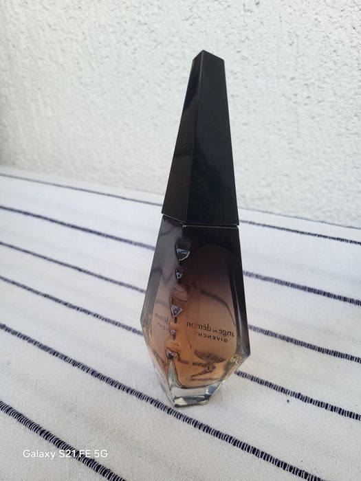 Parfum  Givenchy Ange ou Demon