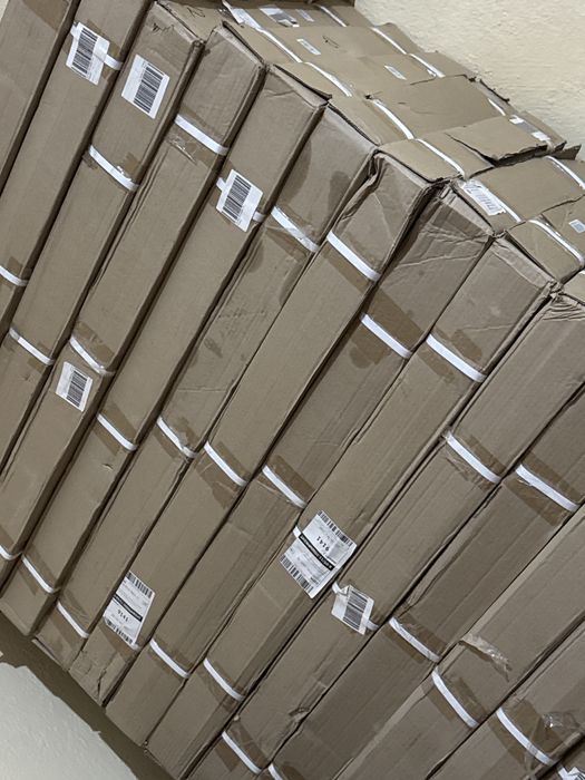 Рабочий стол для офиса и на усмотрение