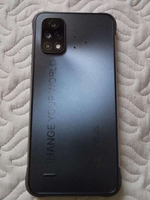 Продам смартфон срочно