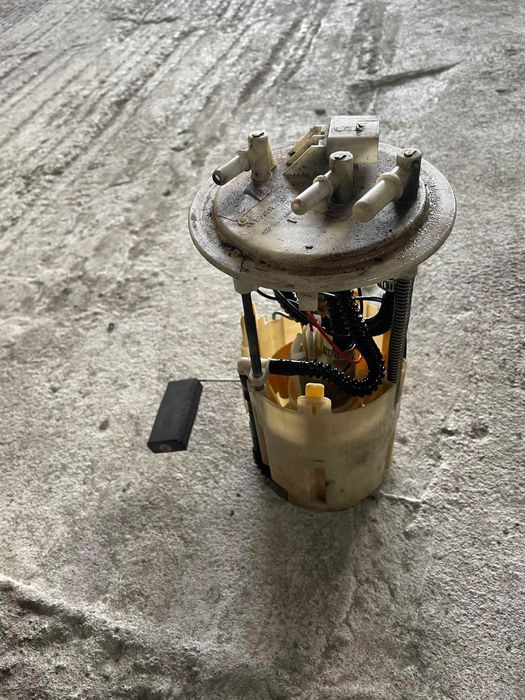 Помпа резервоар Mercedes Vito 639