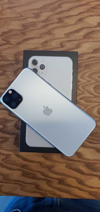 i Phone 11 Pro Max 512 nota 10