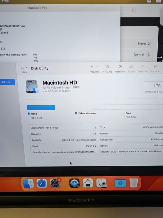 MacBook Pro i7 13.3 16Gb Ram 1Tb Storage