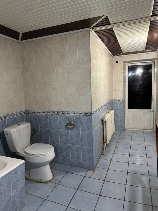 Olmazor tumani BERUNI mahalla
Fayzli honadon ( Hovli) 
Talaba Qizlar u