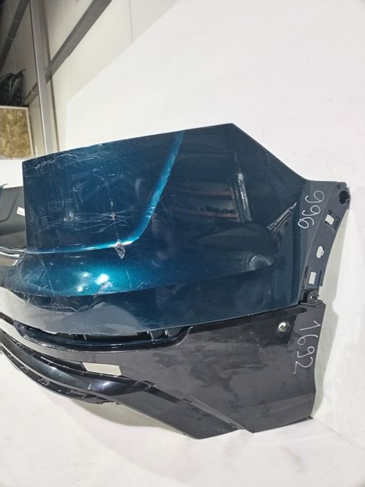 Bara spate Audi Q8  SQ8,  2018, 2019, 2020, 2021, 2022,  cod origine OE 4M8807437D
