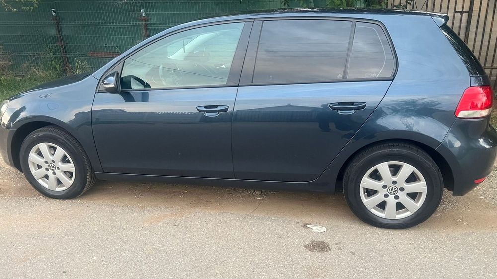 Vând sau schimb Golf 6 2010