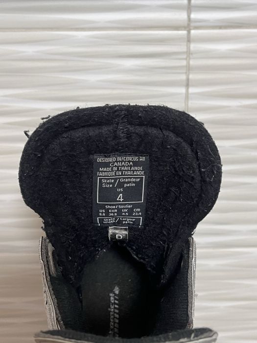 Продам детские коньки