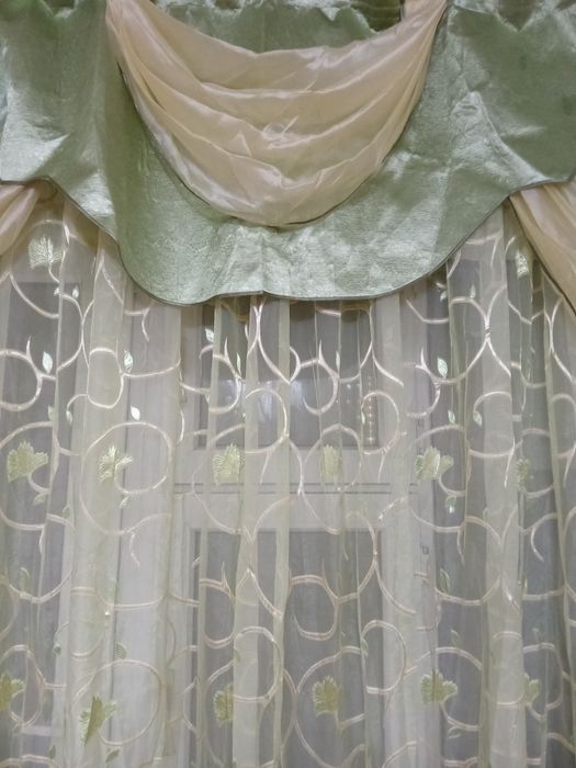 Тюль+ламбрекен в отличном состоянии