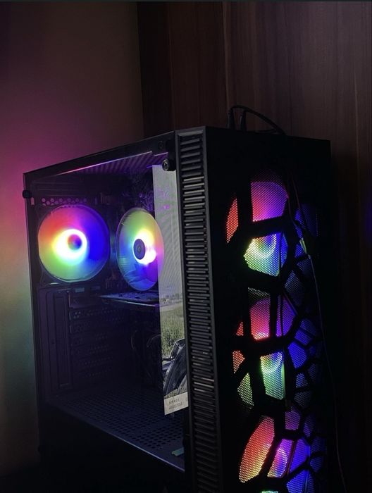 Vand pc gaming zmeu elite