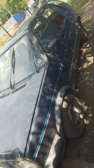 Volkswagen Golf 2 1,6 75 на части.