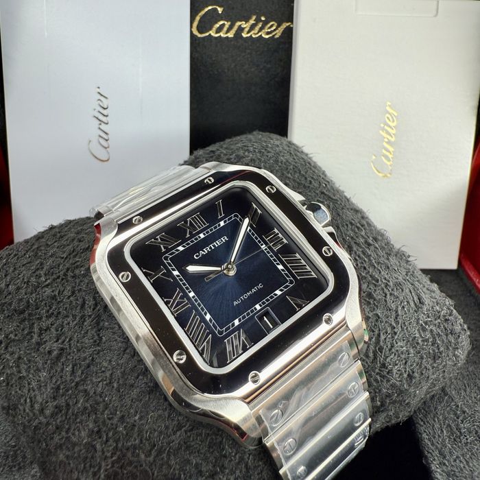 Santos de Cartier Blue Dial Pe Stoc | Size L | 7700E | WSSA0071 | 2025
