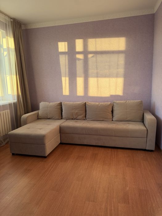 Диван в хорошем состоянии