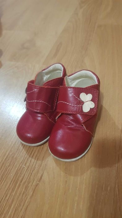 Vand papuci piel rosi fetite Nr. 20