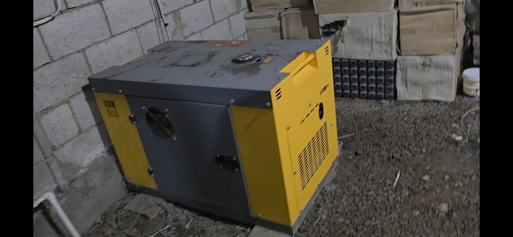 10kw Generator b/u sotiladi