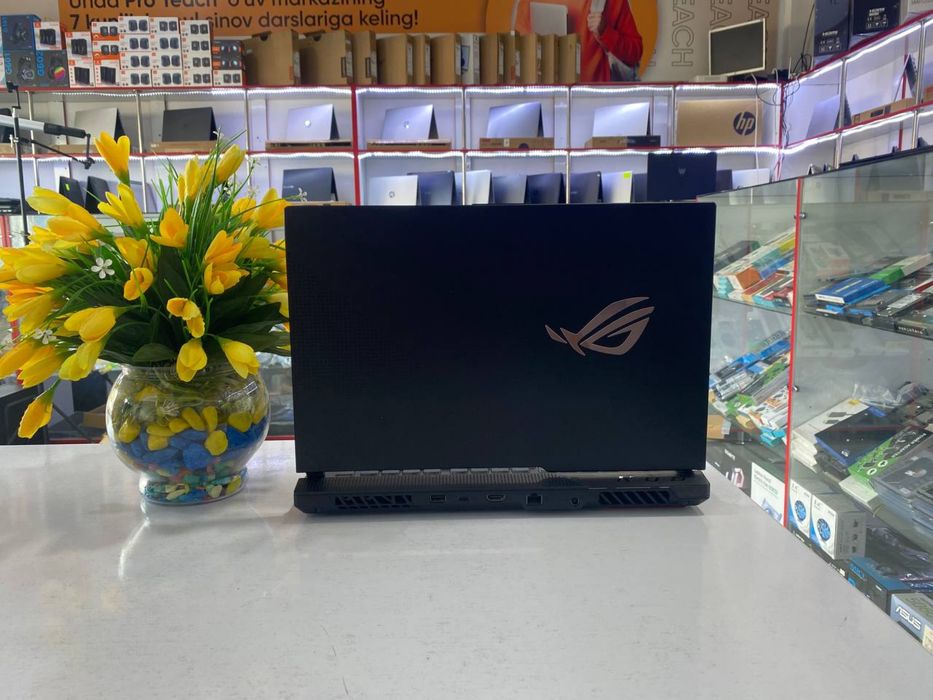 Asus rog strix ryzen 9HX 12gb vd kartalik ekran 300hz