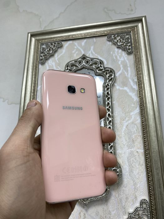 Samsung A3 жағдайы өте жақсы сақталған