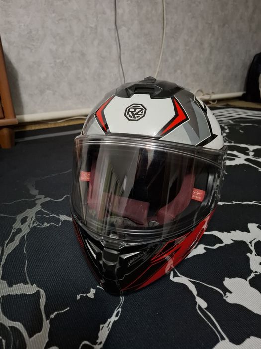 Продам шлем размер XL.