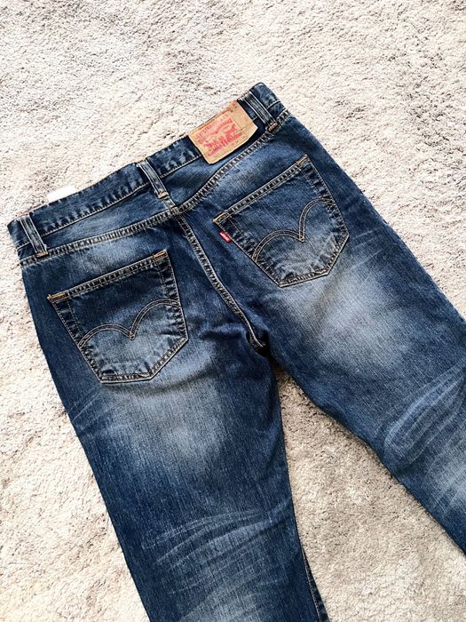 Blugi bărbătești de la marca Levi’s