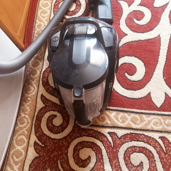 Продам пылесос  Tefal.
