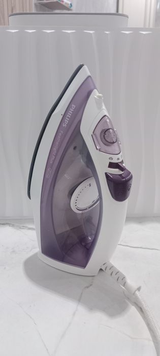 Продам утюг в хорошем состоянии