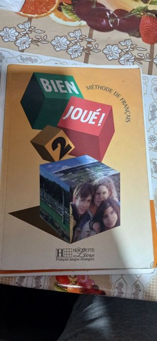 BIEN JOUE французский