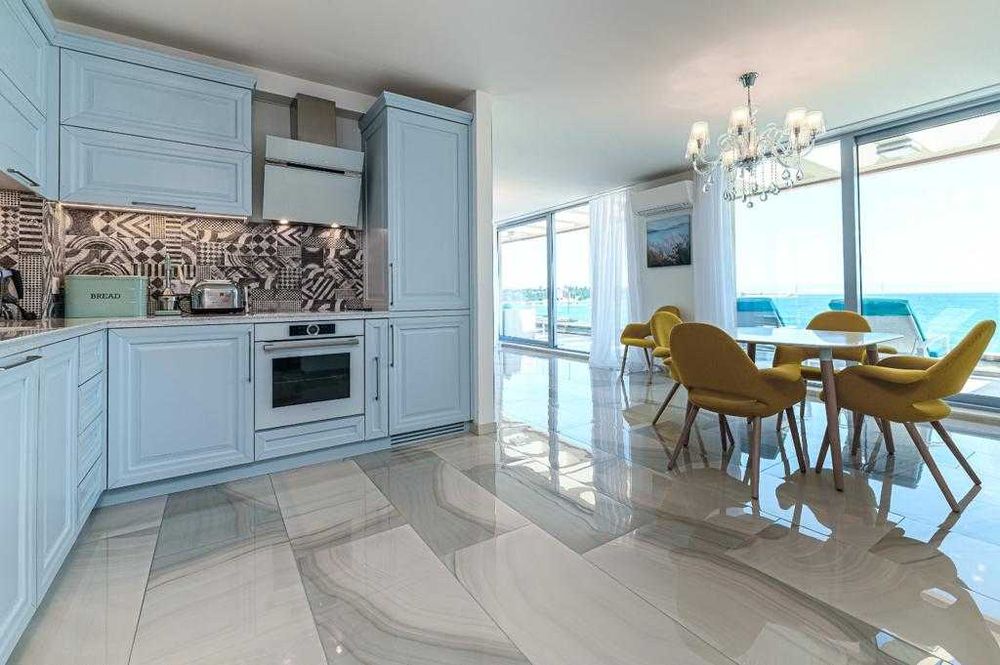 Продава се Тристаен апартамент в с. Равда, Област Бургас - 170 кв.м за 2177 €/кв.м - Снимка #12