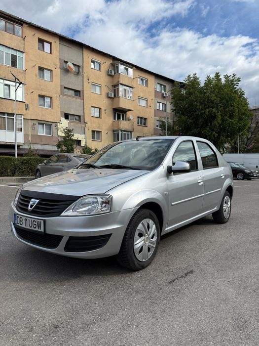 Vând Dacia Logan 2011 1.6 +GPL