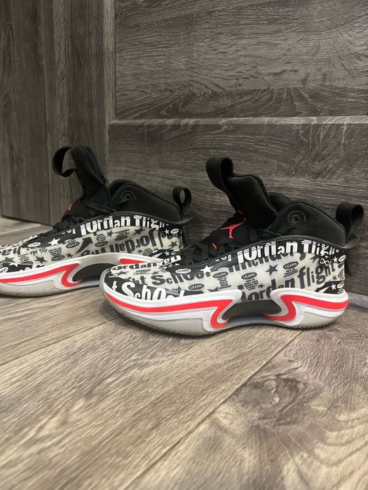 Продам кроссовки nike