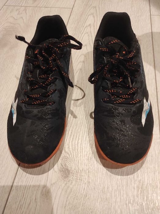 Обувки 34 и 35 номер