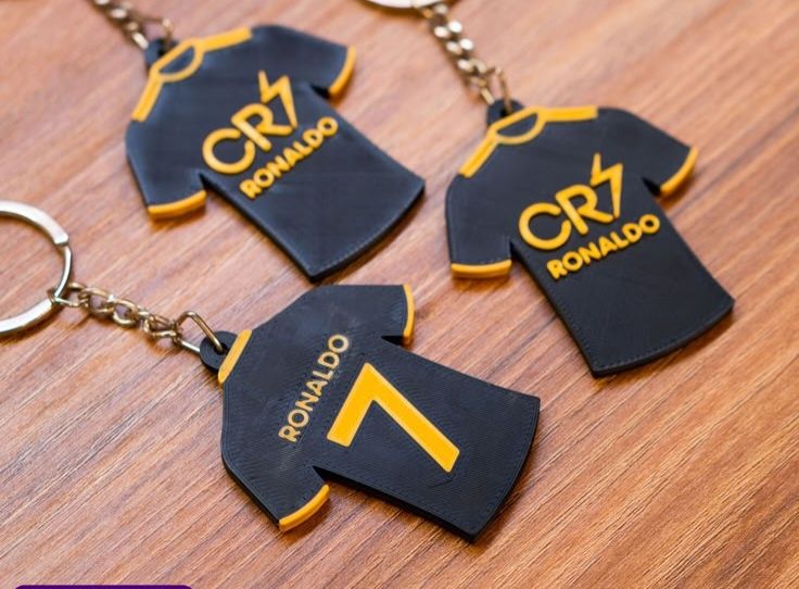 Брелки на заказ из акрила, фанеры и нержавейки | УФ-печать, гравировка