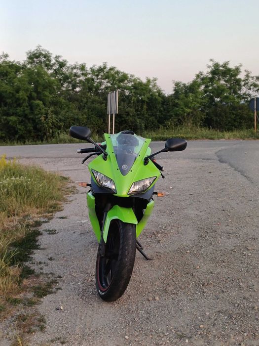 Yamaha YZF R125 2014