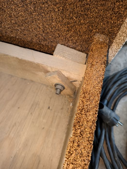 Продаётся диван.