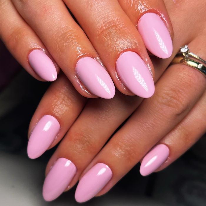 Unghii cu gel si oja semipermanenta