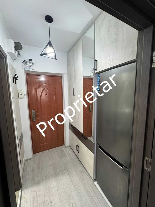 Garsoniera de inchiriat – Titan, langa metrou si Parc IOR