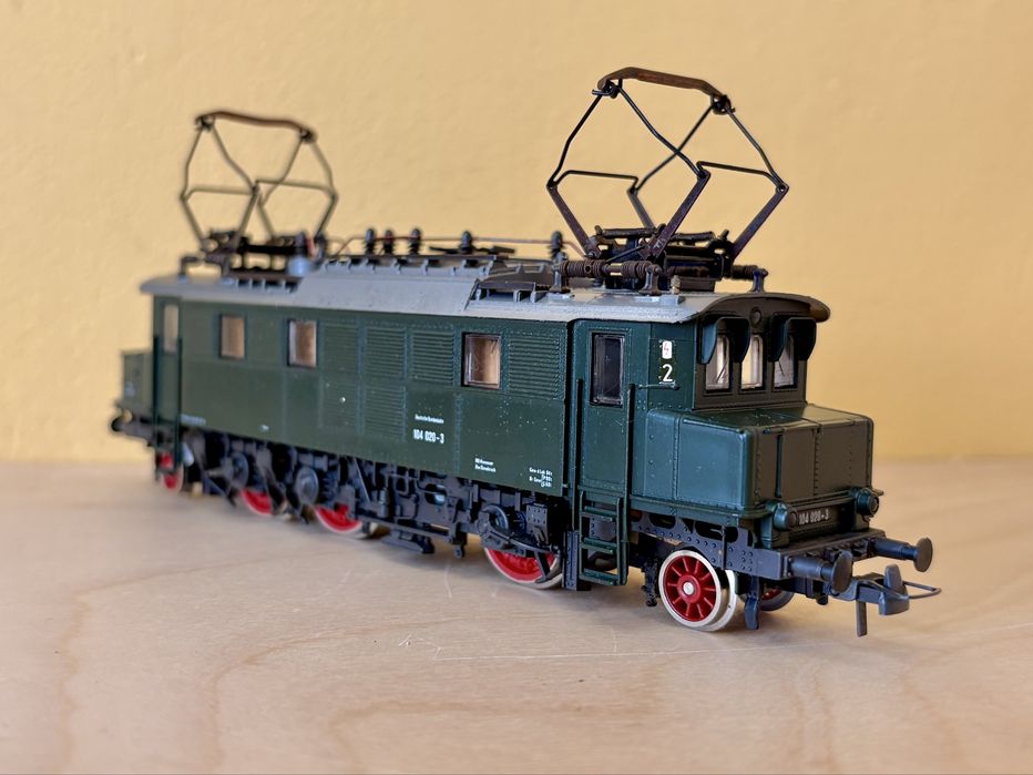 Локомотив Roco 04144S DB BR 104 влак, влакче, Piko