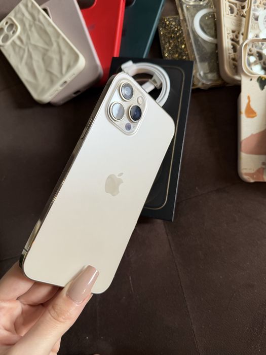 iPhone 12 Pro Max 256GB Gold / Full Set + Кейсове
