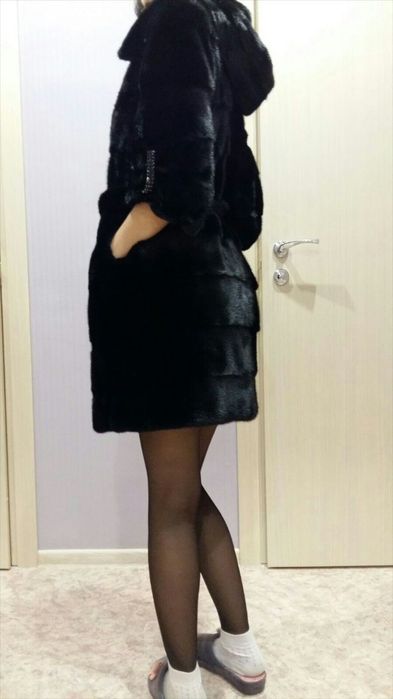 Шуба норковая черная