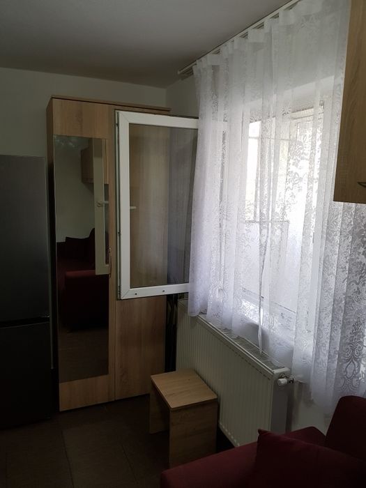 Garsonieră de închiriat