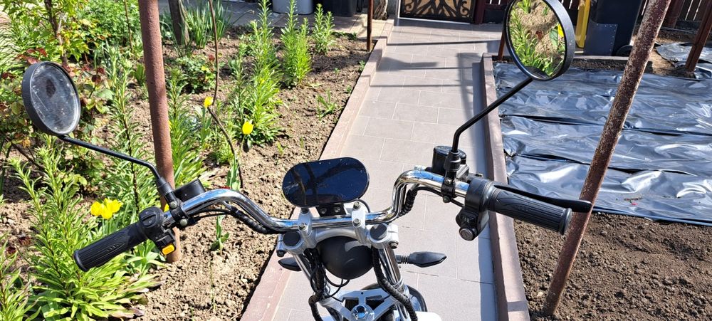 Scooter pe electric