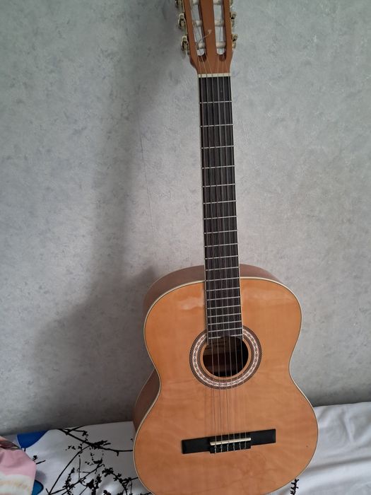 Классическая гитара KN39BR