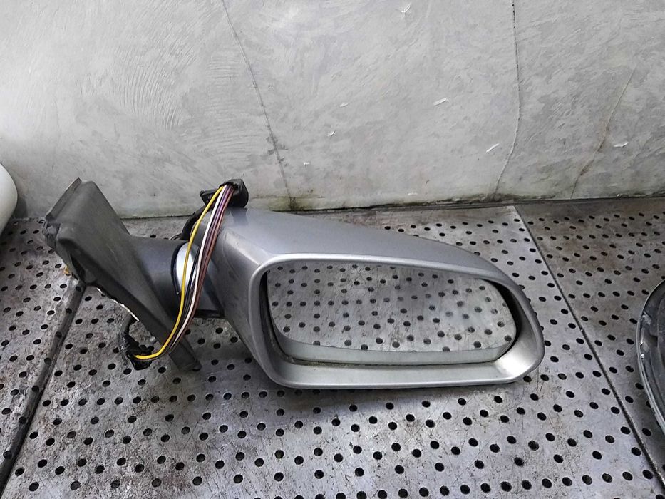 Oglinda electrica dreapta vw polo 9n 6q1857502