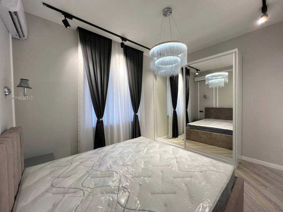 Яккасарайский район 
(ор-р Глинка 8 роддом) 2/2/10  62,5м2