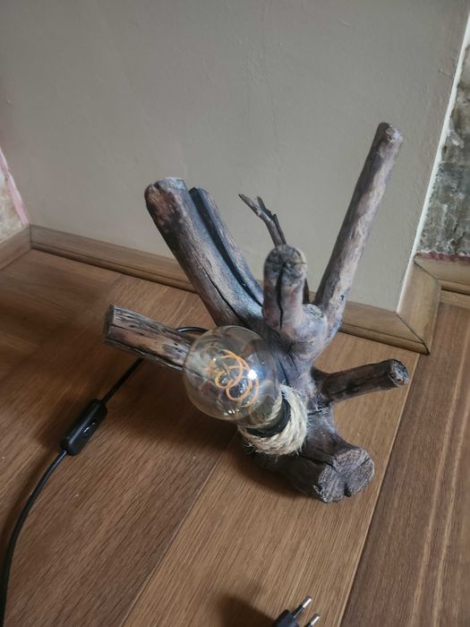 Продавам уникална лампа