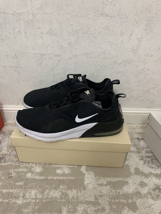 Кроссовки найк лёгкие