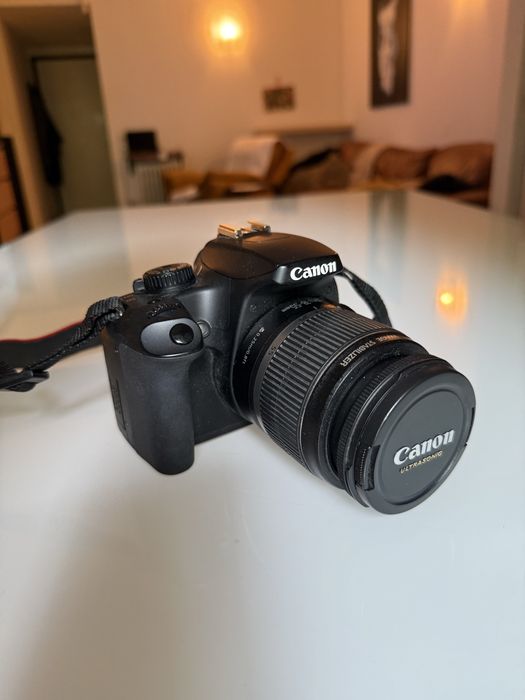 Canon EOS Rebel XS