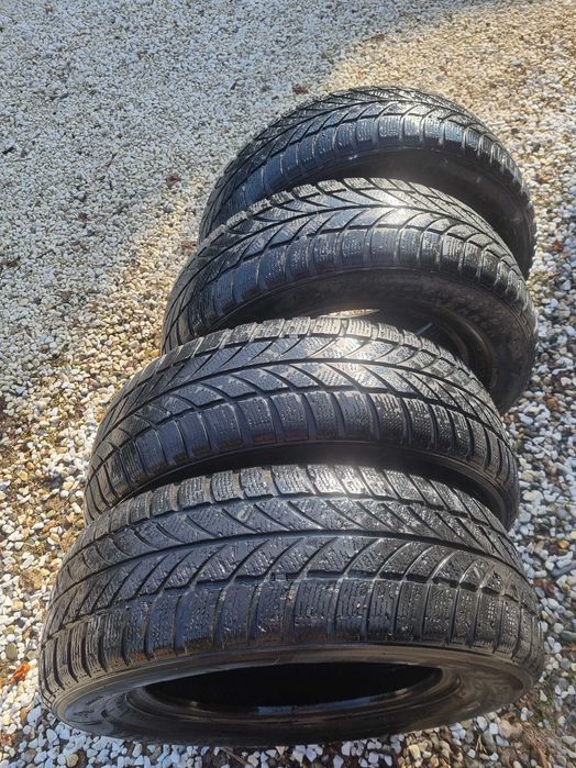 Set 4 anvelope- cauciucuri iarna Maxxis  Arctictrekker 205/65/15