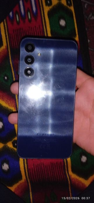 A25 5G sotiladi 9 oy ishlatilgan