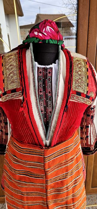 Македонска носия