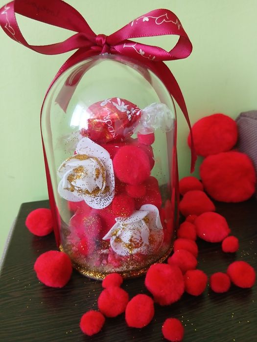 Мече от гипс с сладък бонбон